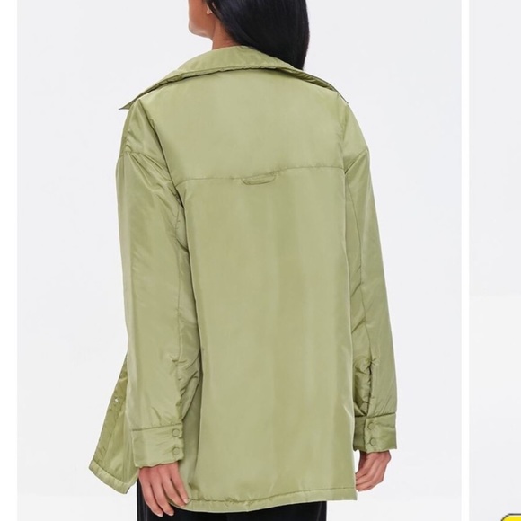 Forever 21 Lightweight Winter Jacket Dolphin Hem Pockets Green Size Medium - Picture 16 of 16